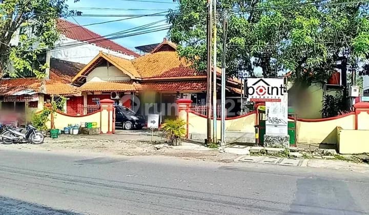 Active Classic Hotel Strategically Located in the City Center of Banjarsari