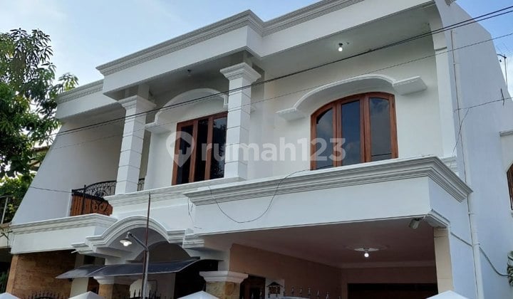 Rumah Mewah 2Lt Hook Strategis Cluster Dekat Jalan Raya