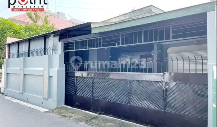 Rumah Bagus Strategis Tengah Kota surakarta