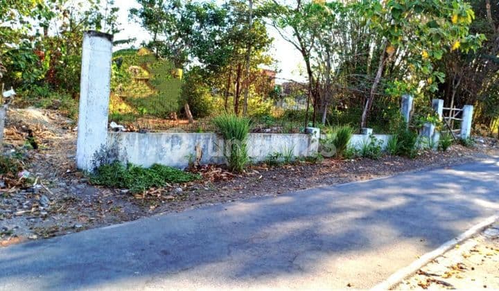 Lahan Luas Siap Bangun Dekat Jalan Raya Dan UMS