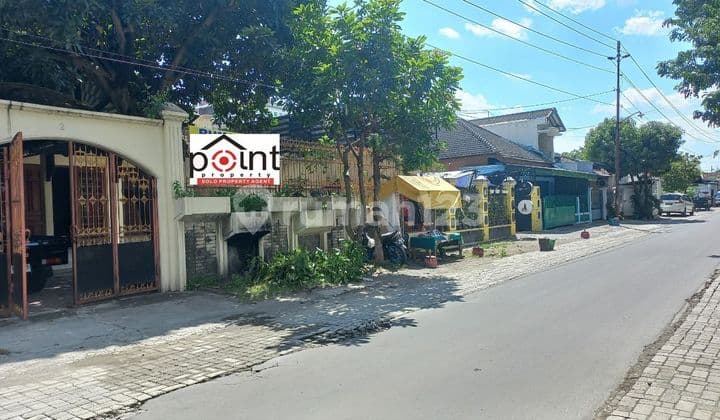 Two-Story Roadside House Ready to Occupy, Strategic Location in Grogol, Sukoharjo