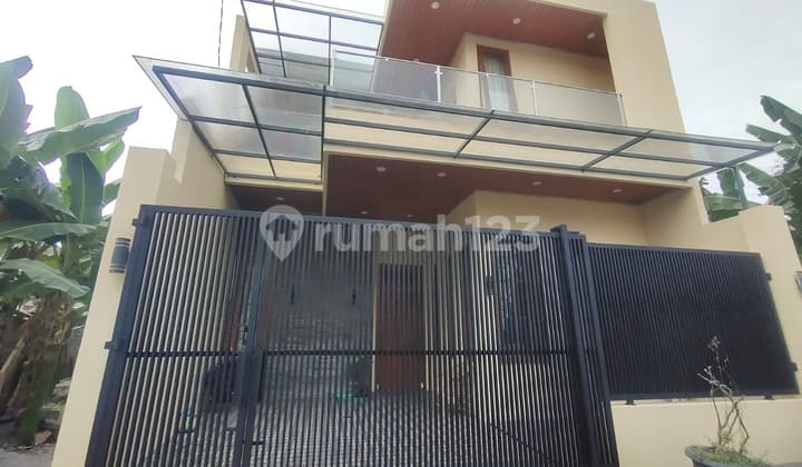 Rumah Cantik 2Lt Terawat Dekat Jl Raya Dan Kampus UIN
