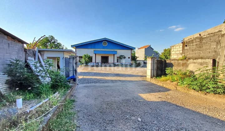 Lahan Luas Include Bangunan Gudang Kokoh Area Strategis