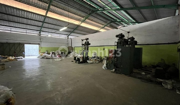 Gudang Strategis Kawasan Industri Soloraya Akses Kontainer