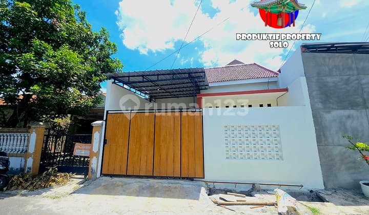 Rumah Baru Ready Unit Dekat Kampus Unisri dan Duta Bangsa