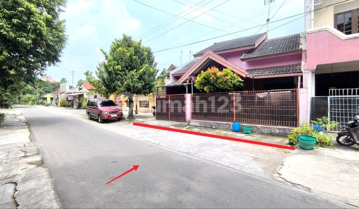 Rumah Bagus 1.5M Akses Jalan Lebar Dekat Jalan Raya