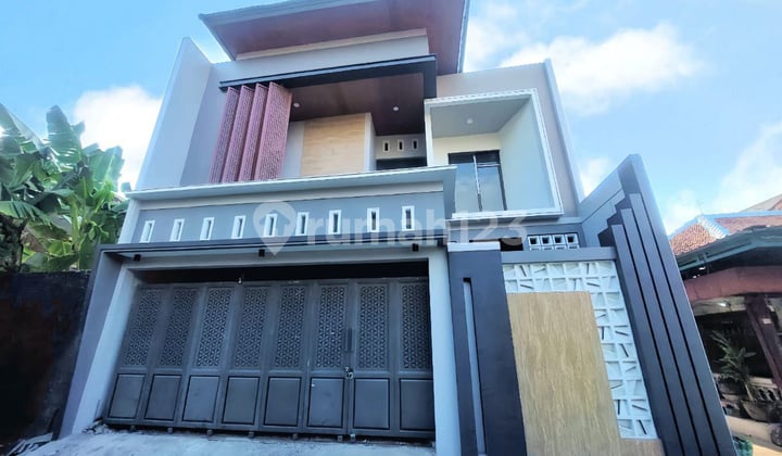 Rumah Luxury 2Lt On Progres 80% Kota Jajar Solo