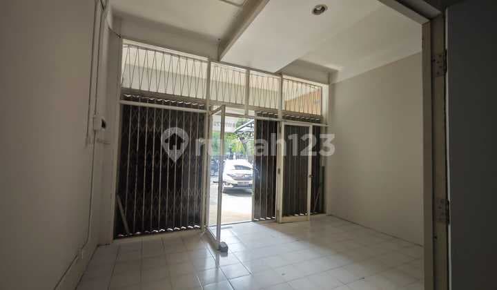 Rented Long Shop House Near New Main Road, Renovated, Ready to Occupy