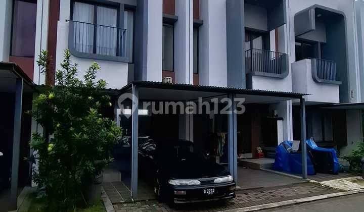 Freja BSD House Fully Furnished Strategically Close to Prasmul, Mall, Station, Toll Road.