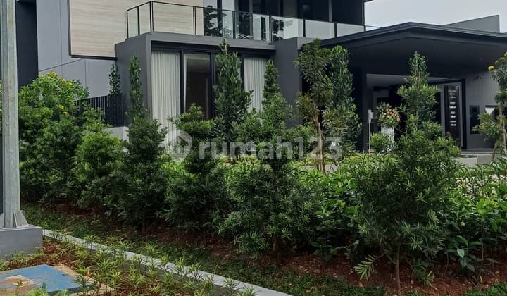 Mansion Villa At BSD City View To Botanic Villa