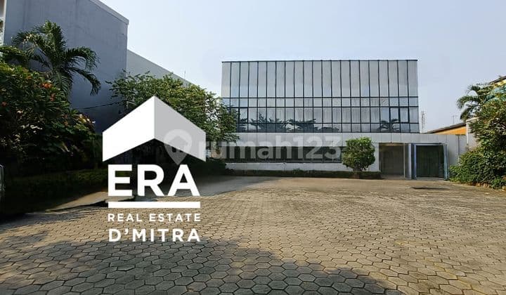 Dijual Cepat Gedung Usaha Komersial pinggir Jalan Raya Kalimalang