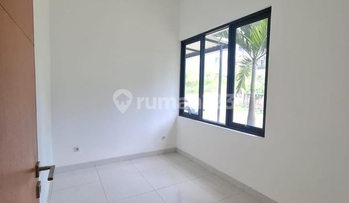 Rumah Baru dengan Bonus Canopy dan Pintu Smart Lock