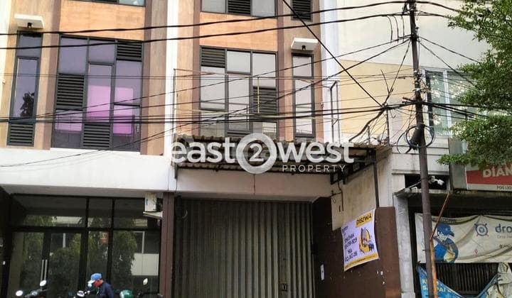 3-Storey Shop House in Taman Aries Puri, Kembangan, West Jakarta, Strategic Location