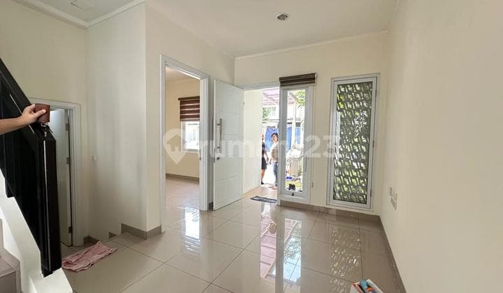 Rumah 2 Lantai di Cluster Cynthia Summarecon Bandung