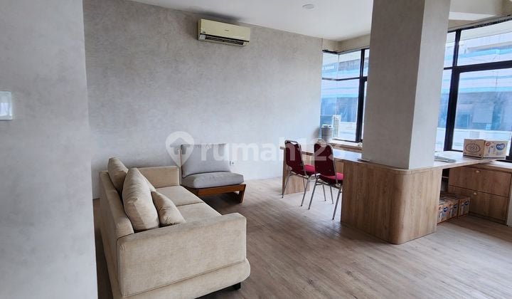 Spacious Strategic 3.5-Story Shop House in Paskal Kebon Jati, Bandung City