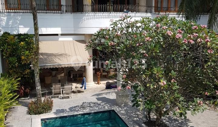 Rumah Mewah 2 Lantai Ada Kolam Renang di Sinarmanah Sukajadi