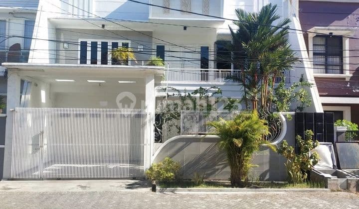 Rumah Minimalis 2 Lantai Siap Huni, Wisma Permai, Dharmahusada Permai, Row 4 Mobil