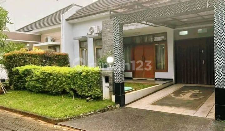 Rumah Bagus di Perumahan Elit Graha Estetika Lokasi Strategis Dekat Kampus Undip