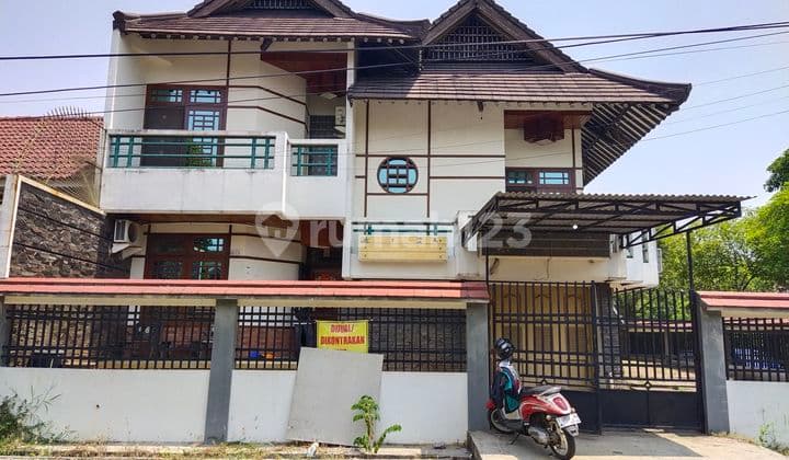 Di Jual Rumah 2 Lantai Furnished di Resinda Karawang