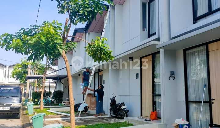 Di Kontrakan Rumah 2 Lantai 2 Kamar Full Furnished di Kawasan Kiic Karawang