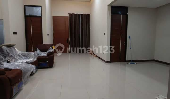 Dijual Rumah Bagus Baru Renov di Kopo Permai Bandung