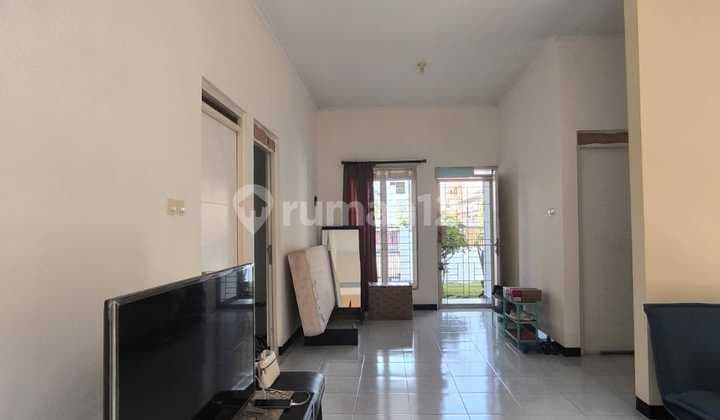 Dijual Cepat Rumah Minimalis Bagus di Taman Holis indah 2 Bandung