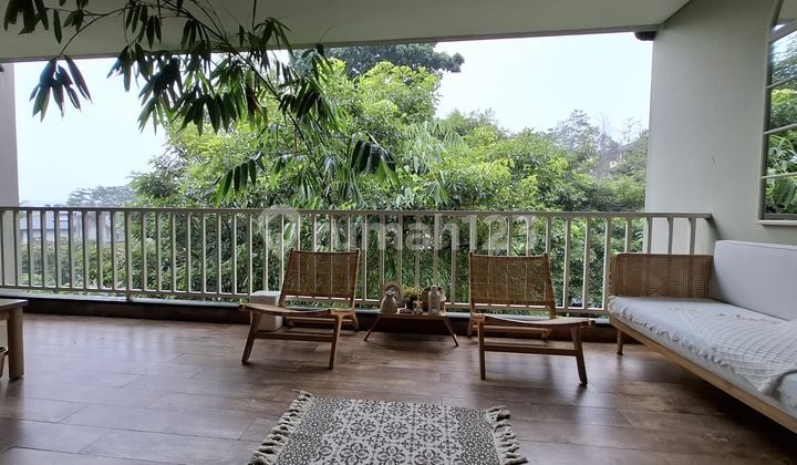 Disewakan Rumah Bagus Cantik Nyaman di Hegarmanah Bandung