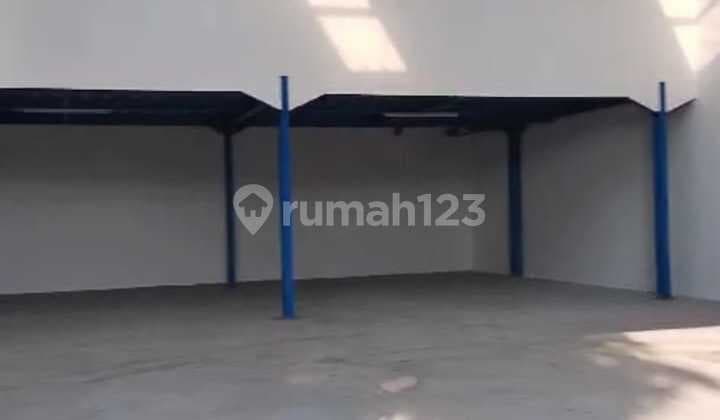 Disewakan Gudang Baru Siap Pakai Tengah Kota di Caringin Bandung