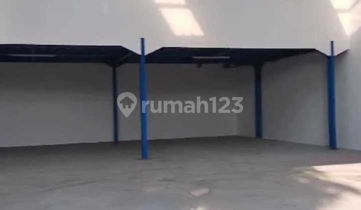 Disewakan Gudang Baru Siap Pakai Tengah Kota di Caringin Bandung