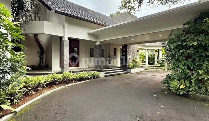 Rumah Bagus Siap Huni Cipete, Jakarta Selatan SHM Semi Furnished