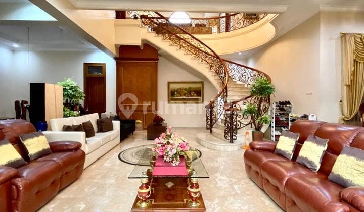 Dijual Rumah Classic Di Darmawangsa Kebayoran Baru