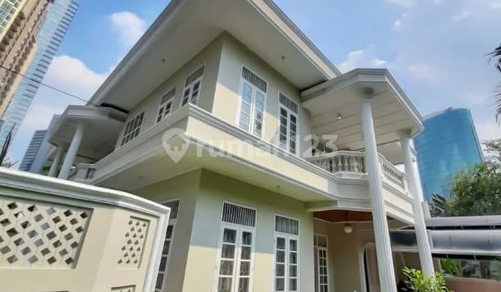 Rumah Bagus SHM di Mega Kuningan, Jakarta Selatan