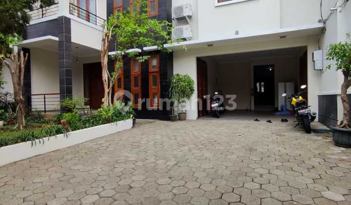 Nice 2-Storey House with SHM in Kemang, South Jakarta
