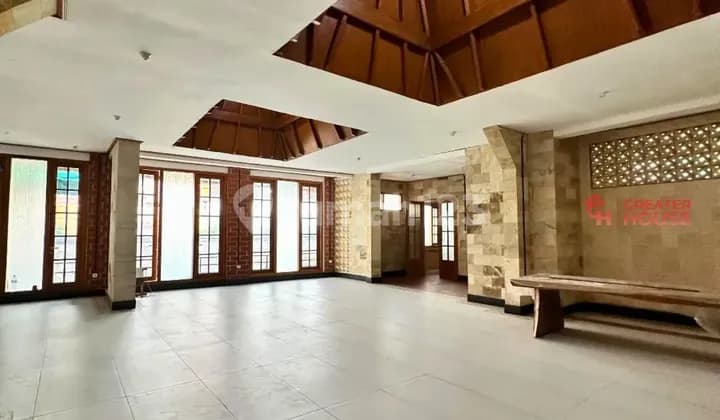 Ruang Usaha Bagus 1000 m2 SHM Kemang, Jakarta Selatan