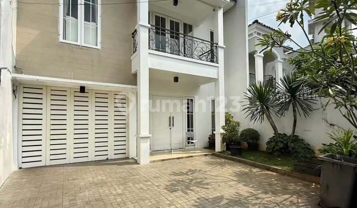 Rumah Kemang, Jakarta Selatan Bagus SHM Unfurnished