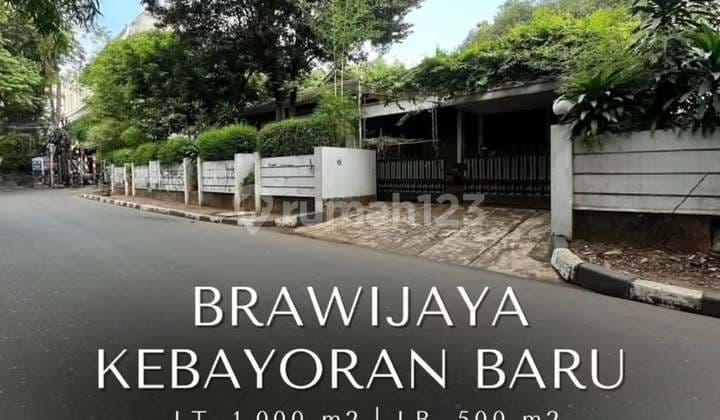 Rumah Kebayoran Baru, Jakarta Selatan Bagus Unfurnished SHM