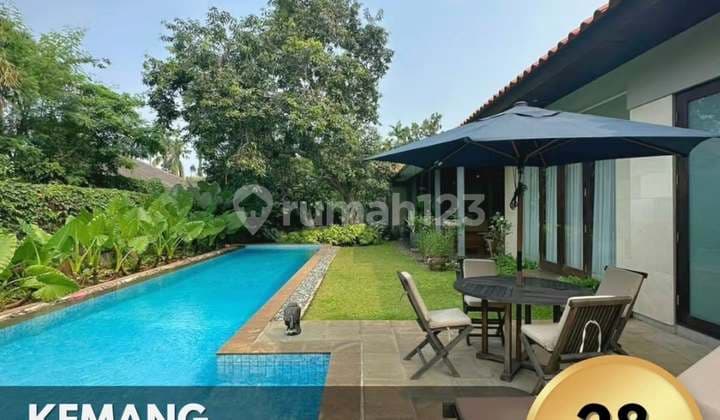 Rumah Bagus Semi Furnished SHM Kemang, Jakarta Selatan