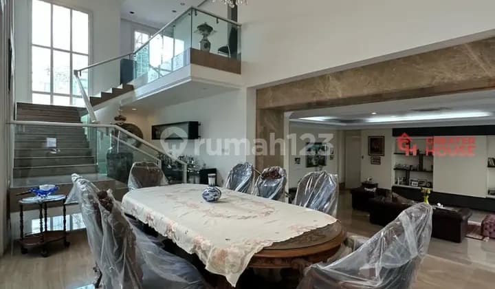 Rumah Bagus Semi Furnished SHM Kebayoran Baru, Jakarta Selatan