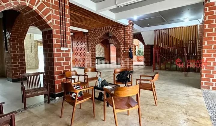 Ruang Usaha Bagus 1000 m2 SHM Kemang, Jakarta Selatan