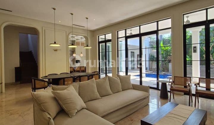 Disewakan Rumah Bagus SCBD, Jakarta Selatan SHM