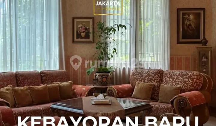 Rumah Kebayoran Baru, Jakarta Selatan Bisa Usaha SHM