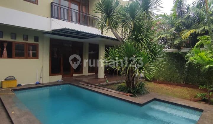 Disewakan Rumah Bagus SHM Kemang, Jakarta Selatan