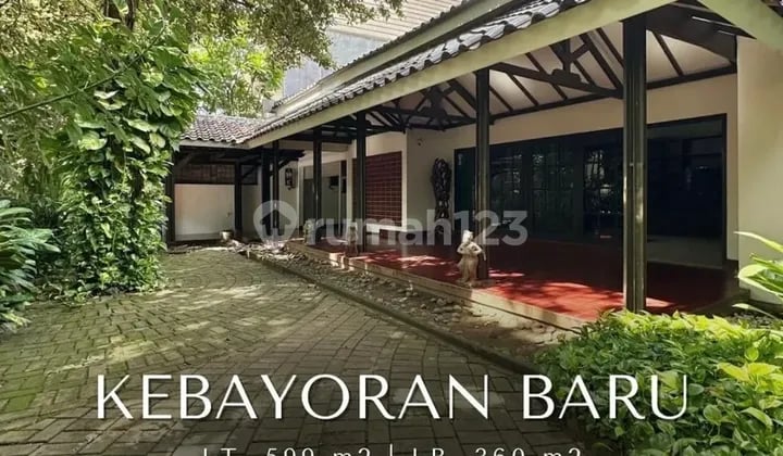 Kebayoran Baru House, South Jakarta, Good Condition, Unfurnished, Freehold Certificate