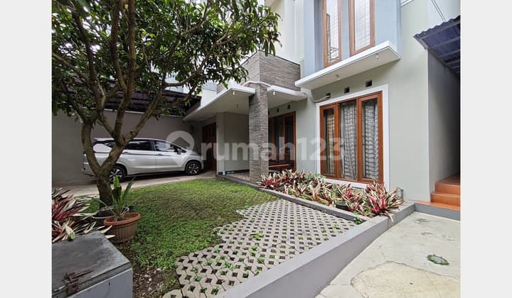 Dijual Rumah + Kostan Strategis Area Gegerkalong Sukajadi Bandung
