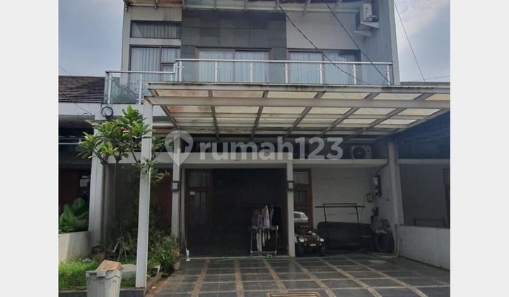Rumah Siap Huni 3 Lantai Kmplk Akita Bojongsoang Bandung bisa KPR