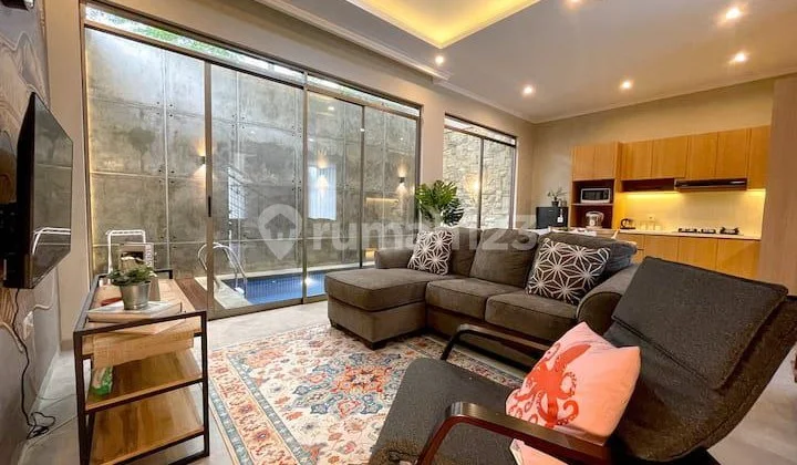 Rumah Villa Baru di Cluster Cigadung Dkt Dago Resor Bandung