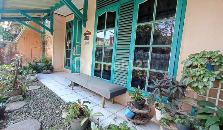 Rumah HITUNG TANAH Strategis di Antapani dkt Randusari Bandung