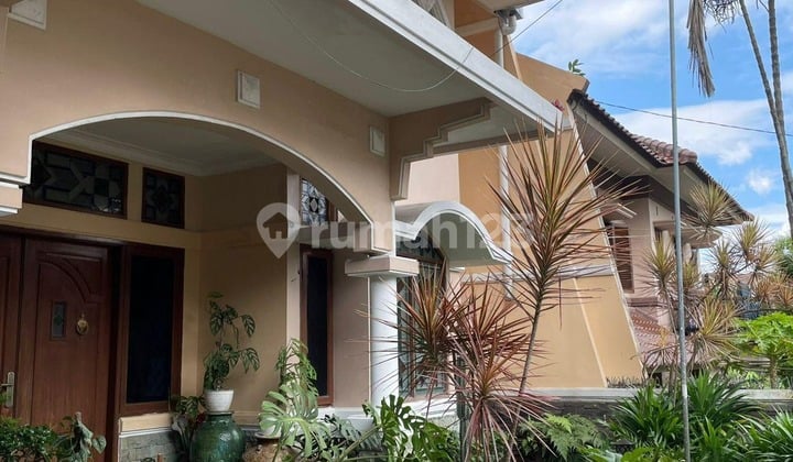 Dijual Rumah Mewah SHM di Tubagus Ismail Dago Bandung bisa KPR