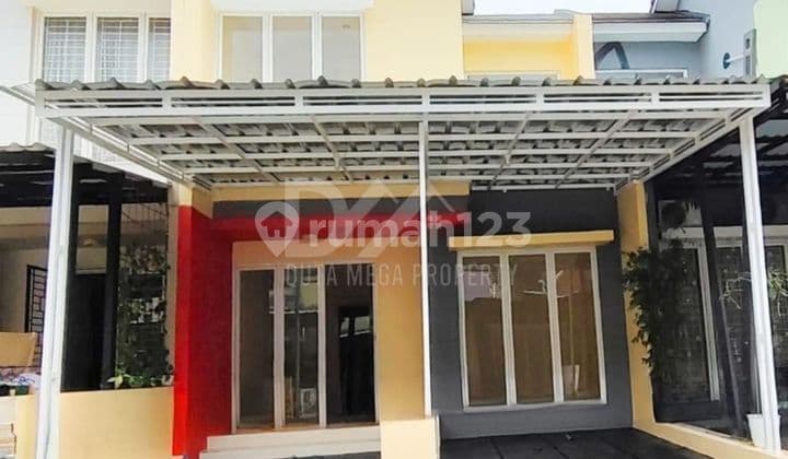 House in Graha Raya Tangerang with Good Certificate of Ownership, North Area.