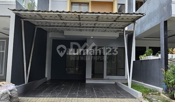 For Sale Beautiful Ready-to-Live 3-Story House in Graha Raya